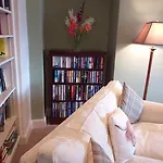 The White House Guest house