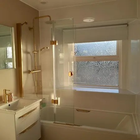 The White House 4*