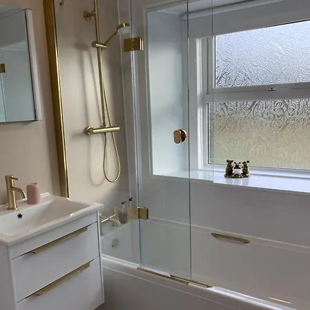 The White House Konukevi