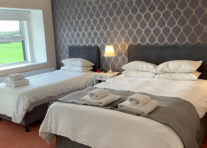 Guest house The White House