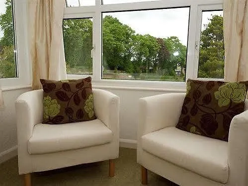 The White House Guest house 4*